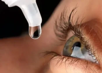 Usaron gotas para los ojos: hubo un muerto y 3 personas quedaron ciegas