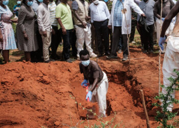En Kenia, han muerto 313 miembros de secta que hacían ayuno para ver a Jesucristo