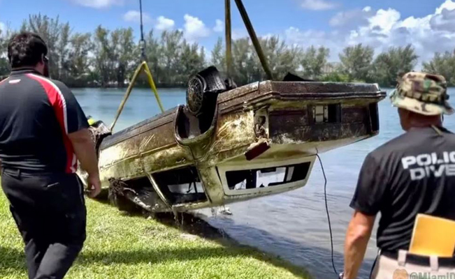 En Florida, investigan el hallazgo de más de 30 vehículos en el fondo de un lago