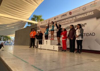 Participa Contraloría Gubernamental en la carrera 5k contra la corrupción