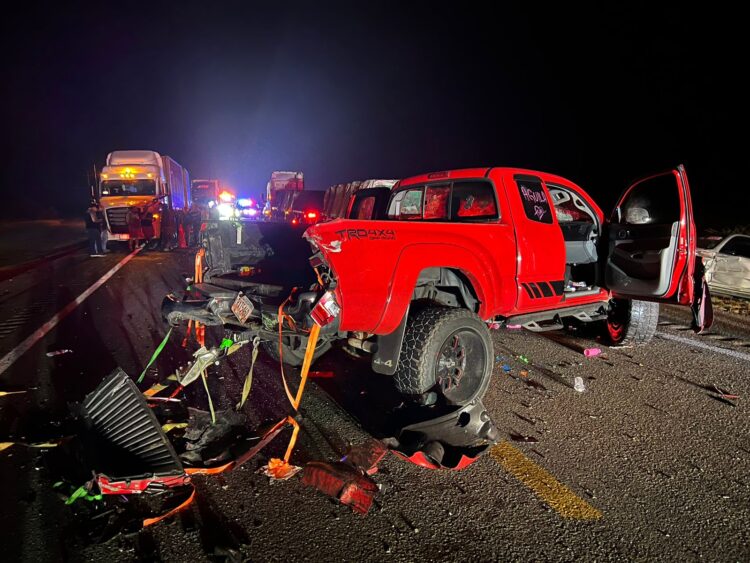Choque múltiple propicia cierre de carretera en el kilómetro 15 del municipio de González