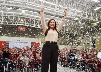 Carmen Lilia Canturosas la número 1 en México: MITOFSKY
