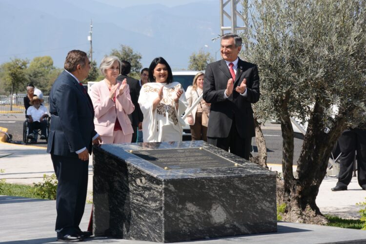 Devela Gobernador muro del Bicentenario de Tamaulipas