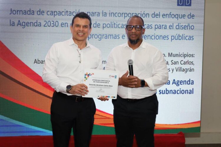 Preside Alcalde ‘Lalo’ Gattás jornada de capacitación agenda 2030