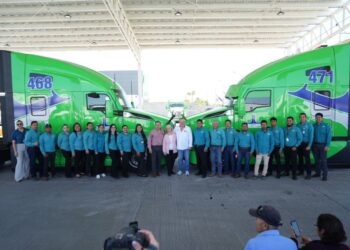 Respaldan trabajadores de la industria del autotransporte proyecto de Carlos Canturosas