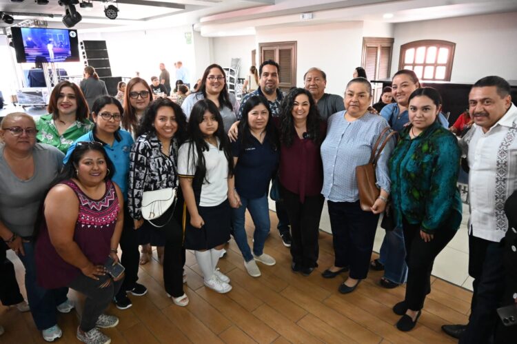 Los padres de familia de Matamoros, respaldan a Olga Sosa, como su candidata al Senado