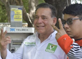 Por mejores sueldos, becas y oportunidades jóvenes votarán por Eugenio