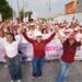 Recorren Carmen Lilia Canturosas Villarreal y Olga Sosa la colonia Solidaridad