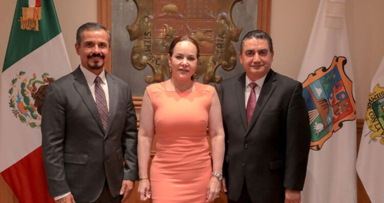 Carmen Lilia Canturosas tomó protesta a quienes asumirán las secretarías de Contraloría, así como la de Tesorería y Finanzas