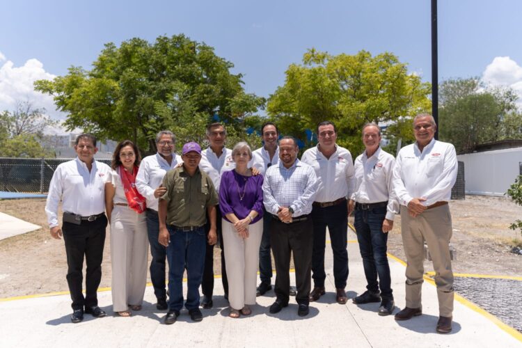 Sistema DIF Tamaulipas que preside la doctora María de Villarreal