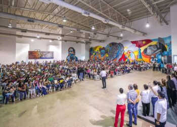 Llamado Urgente: Padres deben recoger la tarjeta de la “Beca Contamos contigo 2024”