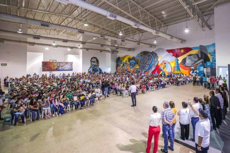 Llamado Urgente: Padres deben recoger la tarjeta de la “Beca Contamos contigo 2024”