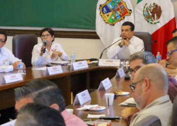 presidente municipal de Victoria, Eduardo Gattás Báez, exhortó a los integrantes de la Mesa de Salud a sumar esfuerzos