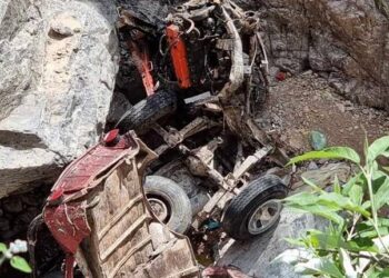 Vacacionistas caen a barranco en Real de Catorce; Reportan dos muertos