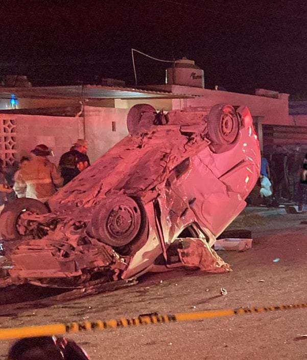 En Reynosa: Un muerto y varios heridos tras choque volcadura en San Valentín