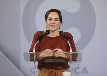 Entregará Alcaldesa Carmen Lilia Canturosas más de 3 mdp en becas para universitarios y de Educación Especial