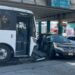 Choque entre camión de transporte de personal y camioneta “Fifí” deja miles de pesos en pérdidas materiales en Tampico