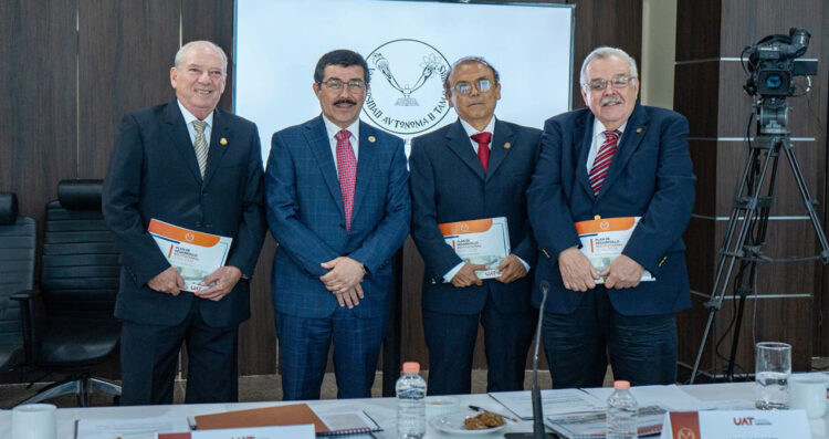 Dámaso Anaya presenta informe financiero y académico al Patronato de la UAT