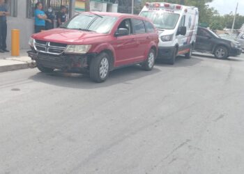En Reynosa: Dos lesionados tras fuerte choque en la Aztlan