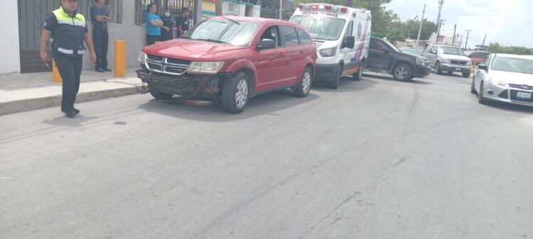 En Reynosa: Dos lesionados tras fuerte choque en la Aztlan