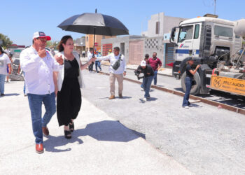 Supervisa Alcaldesa Carmen Lilia Canturosas obras de infraestructura vial en Nuevo Laredo