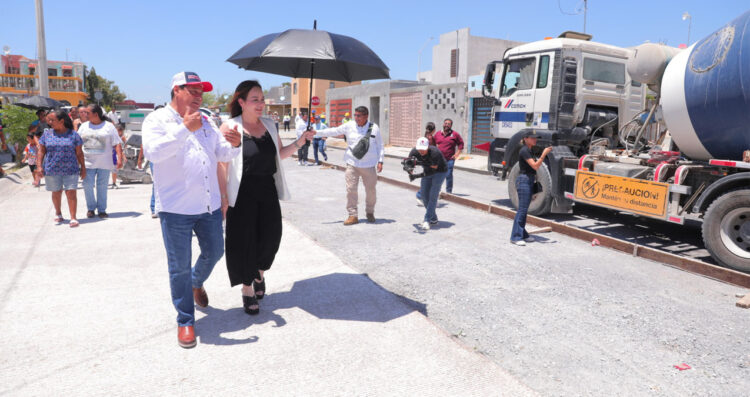 Supervisa Alcaldesa Carmen Lilia Canturosas obras de infraestructura vial en Nuevo Laredo