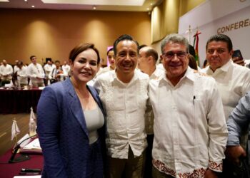Participa Alcaldesa Carmen Lilia Canturosas en conferencia nacional de Seguridad Pública Municipal