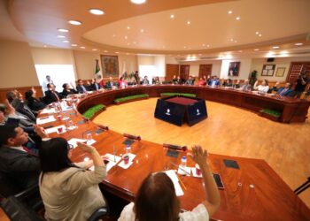 Aprueba el Cabildo de Nuevo Laredo ceder la nueva preparatoria municipal a la UAT