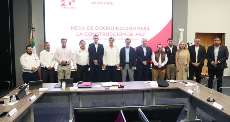 Participan ejecutivos de FEMSA en reunión de seguridad con AVA y reconocen avances