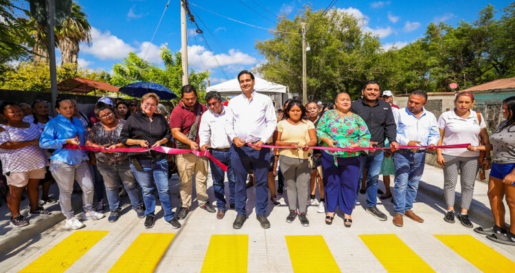Inauguró Carlos Peña Ortiz pavimentación por más de 3.4 MDP en colonia Ruiz Cortinez