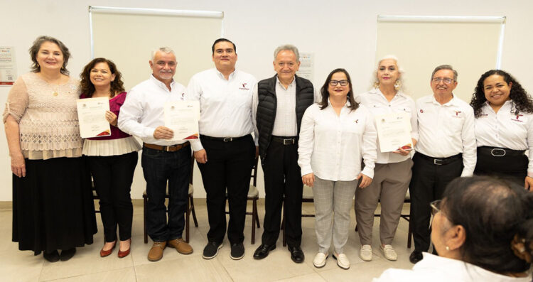 Entrega Secretaría de Educación nombramientos al interior de la institución en Tamaulipas
