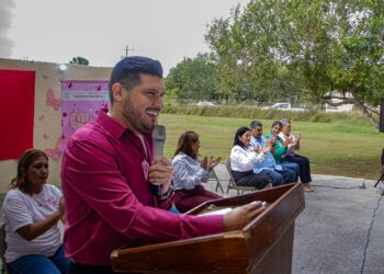 Inaguran la Biblioteca Escolar "Alberto Granados Fávila" en la escuela primaria del Ejido El Longoreño