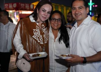 Inaugura Alcaldesa Carmen Lilia Canturosas pabellón de Nuevo Laredo en Feria Tamaulipas 2024