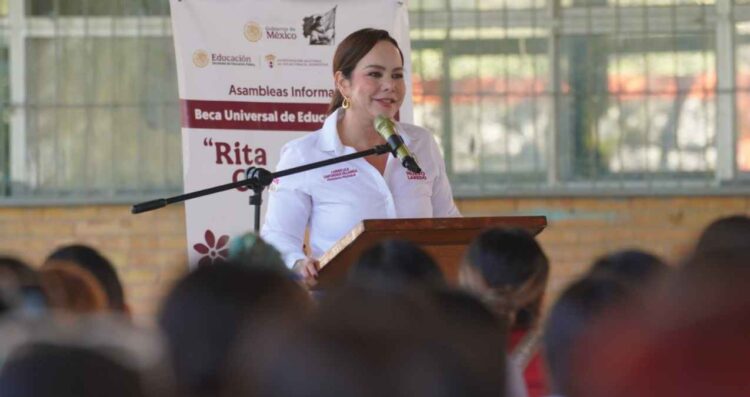 Destaca Alcaldesa Carmen Lilia Canturosas colaboración de tres niveles de gobierno en asamblea informativa para la Beca ‘Rita Cetina’ en Nuevo Laredo