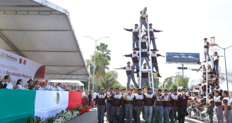 Encabeza Américo Villarreal desfile por el 114 Aniversario del Inicio de la Revolución Mexicana