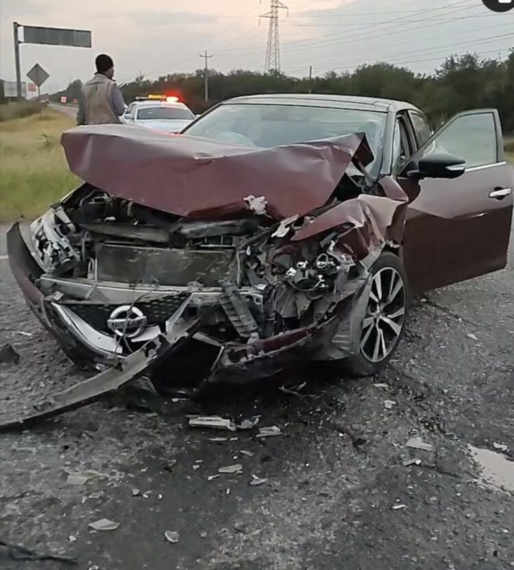 Accidente Vial en la Carretera Victoria-Monterrey Deja Dos Lesionados