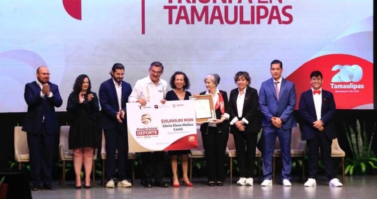 Premia Américo a talentosos jóvenes y deportistas tamaulipecos