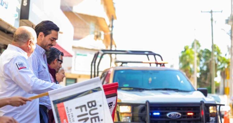 Saldo Blanco en operativo de El Buen Fin coordinado por el Alcalde Carlos Peña Ortiz