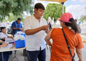 Vacunar contra la influenza prioridad de autoridades en Nuevo Laredo