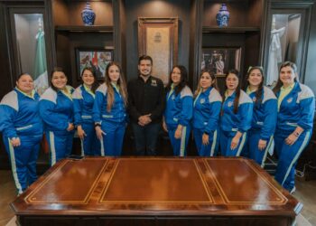 Matamoros: Recibe alcalde Alberto Granados a niños del jardín de niños «Francisco Pérez Ríos»