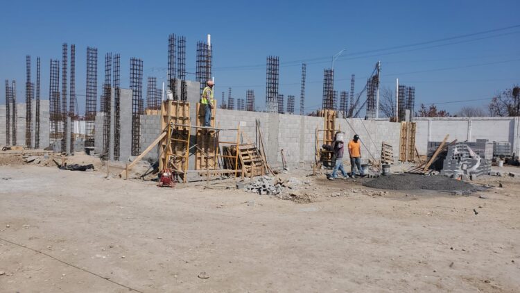 Gobierno de Nuevo Laredo construye laboratorio de inteligencia artificial en la UTNL