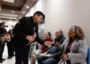 Celebra alcalde Alberto Granados el «Día del Amor y la Amistad» con detalles para los matamorenses