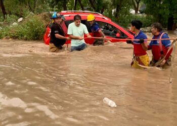 Rescata PC Victoria a Ciudadanos tras Intensa Lluvia