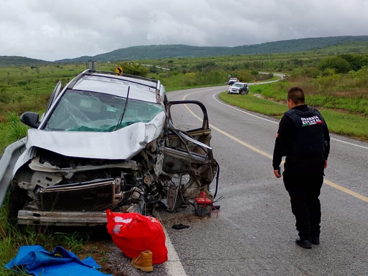 Lesionados tras Choque entre Equinox en la Carretera Federal 180