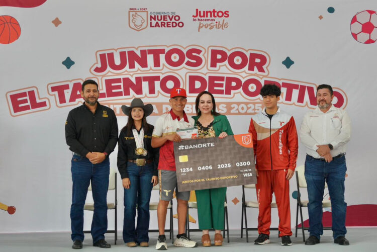 Entrega Carmen Lilia Canturosas Beca Deportiva a 300 Atletas de Nuevo Laredo