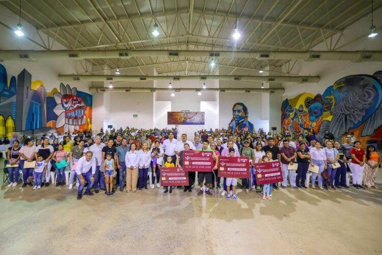Impulsan Becas Municipales el éxito educativo en Reynosa
