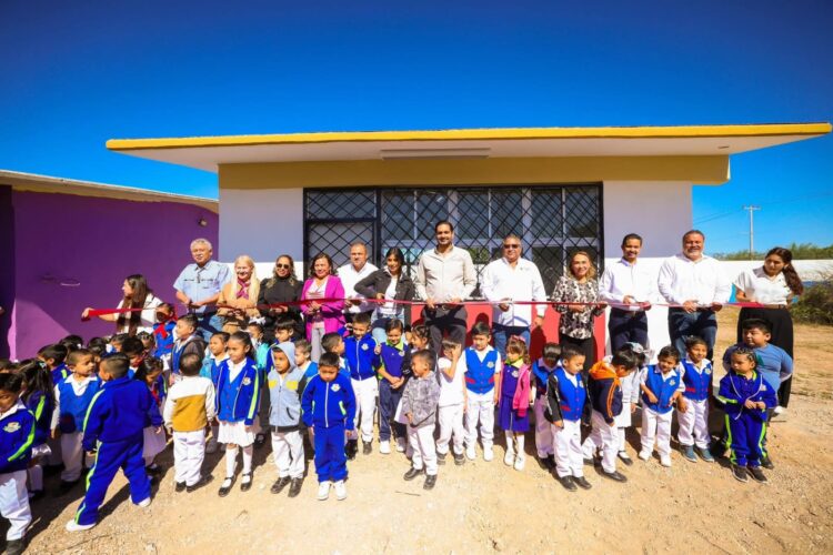 Inauguró Carlos Peña Ortiz Aula Escolar en kinder del fraccionamiento Ventura