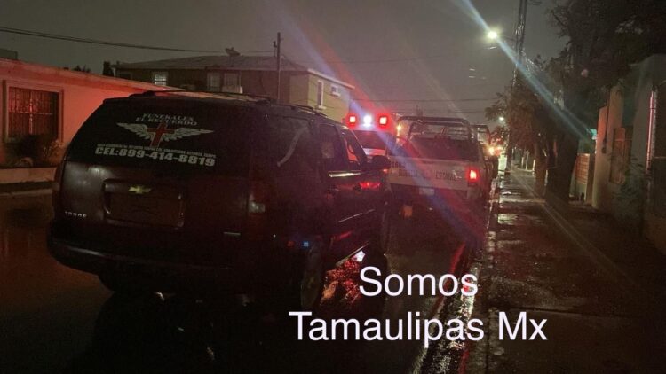Movilización policiaca en la colonia Longoria tras hallazgo de una mujer sin vida en Reynosa