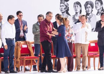 Acompaña Américo a la presidenta Sheinbaum en celebración de 7 años de la 4T