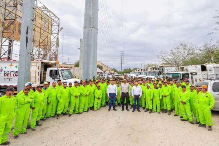 En Reynosa: Entregó Alcalde Carlos Peña Ortiz uniformes y equipo a trabajadores de recolección